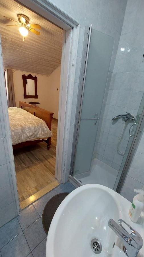 Apartman Kristina And Free Parking Leilighet Mali Lošinj Eksteriør bilde